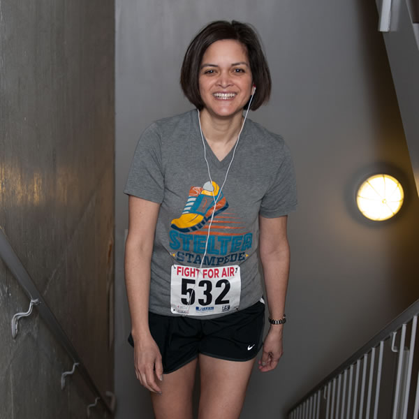 Estela participating in the fight for air climb